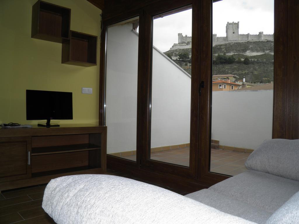 Apartamentos Turisticos Peñafiel Zimmer foto